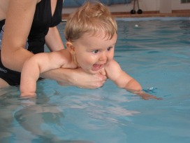 Bebé en el agua